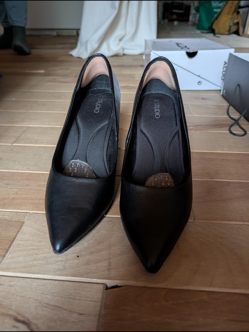 Studio Black Pointed-Toe Women's Heels